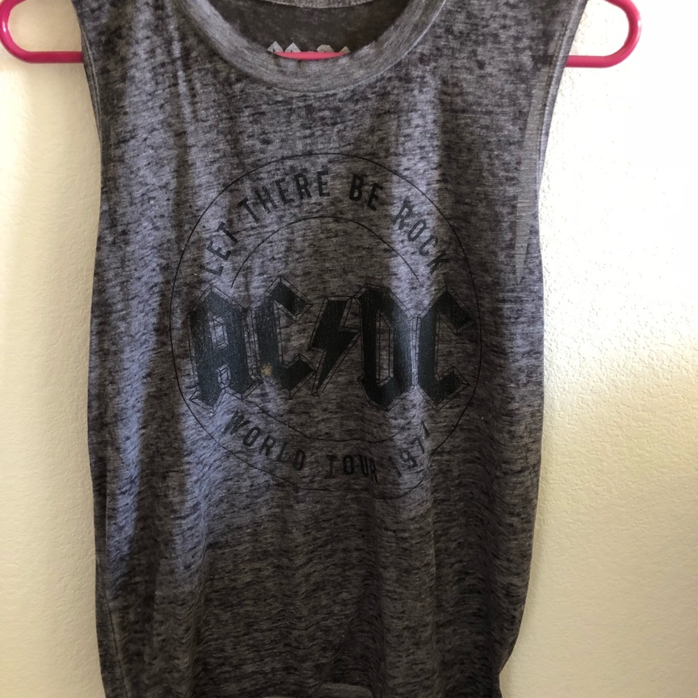 AC/DC tank